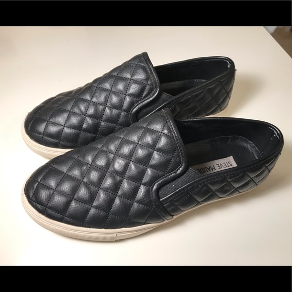 Steve Madden Black Sneaker - Picture 1 of 6